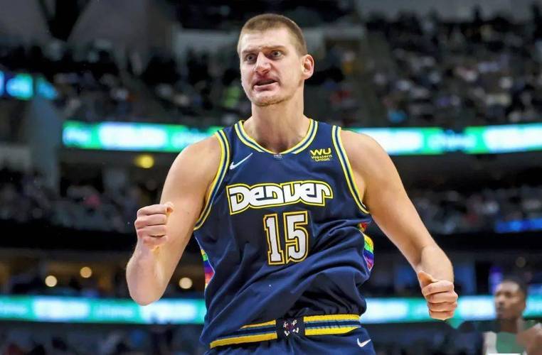 新澳开奖结果历史查询和NBA球星剃发修行与nba球星理发